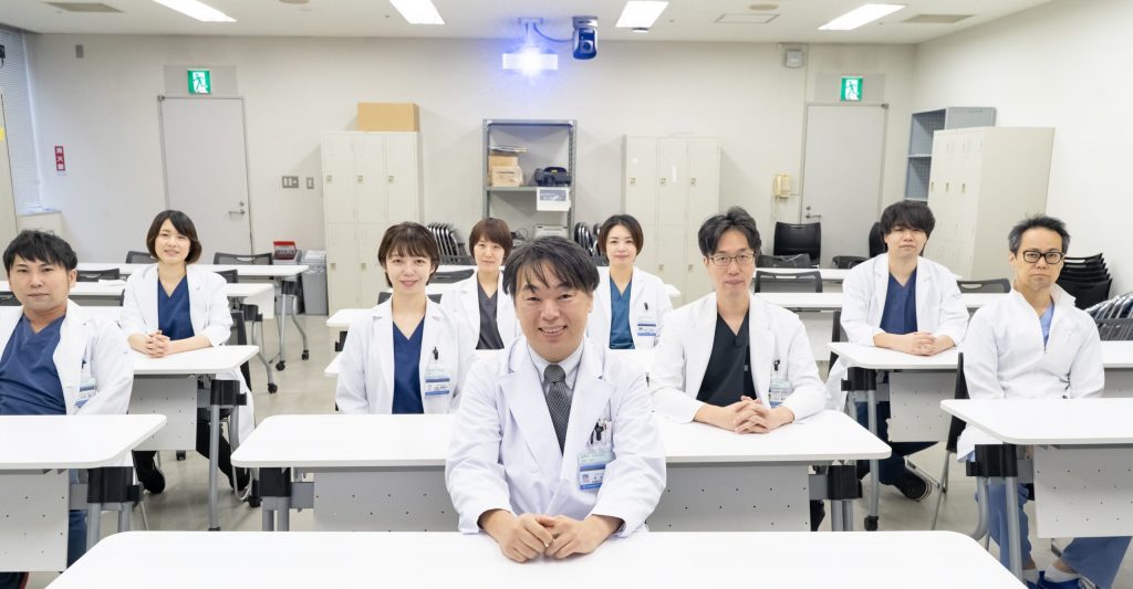 横浜市立大学形成外科の教室風景